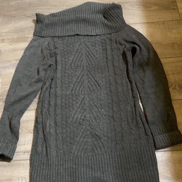 Winter sweater - Picture 2 of 2